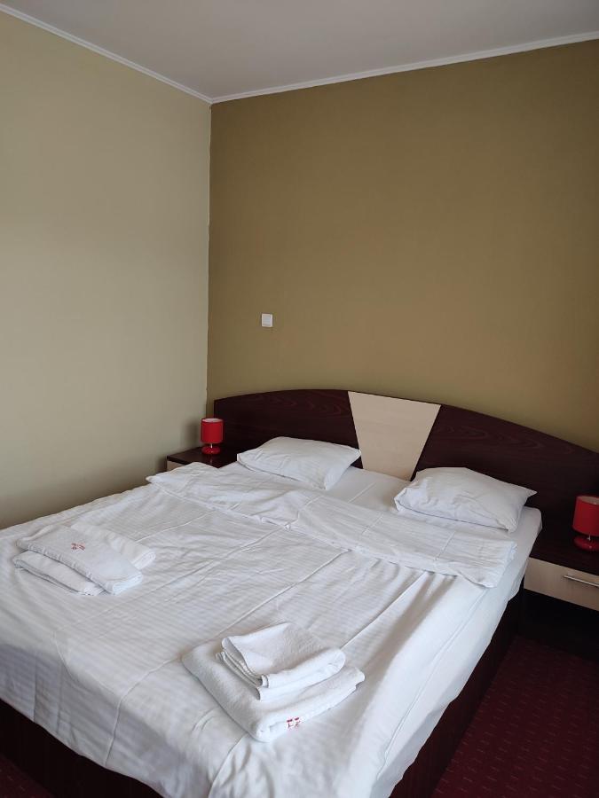 Hotel Iri Buşteni 外观 照片