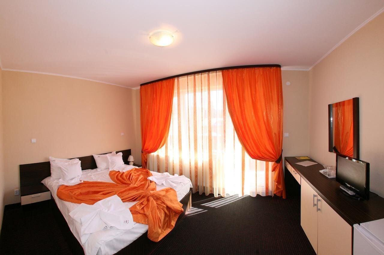 Hotel Iri Buşteni 外观 照片