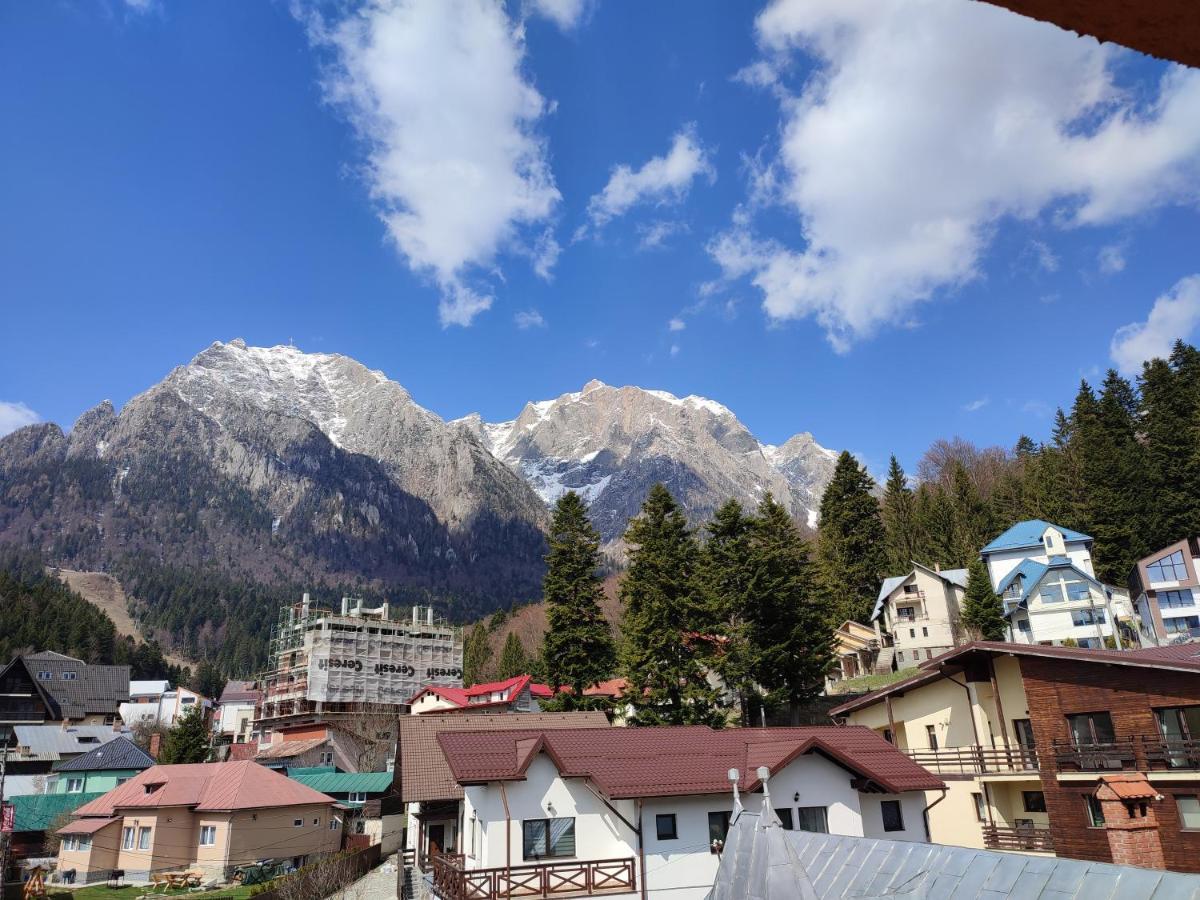Hotel Iri Buşteni 外观 照片