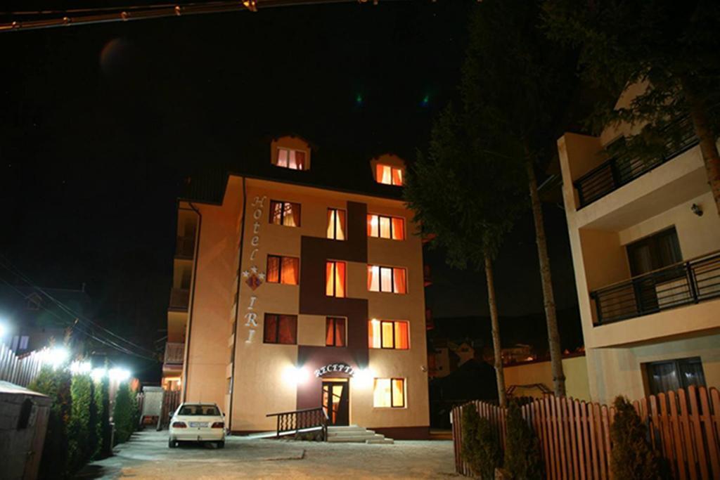 Hotel Iri Buşteni 外观 照片