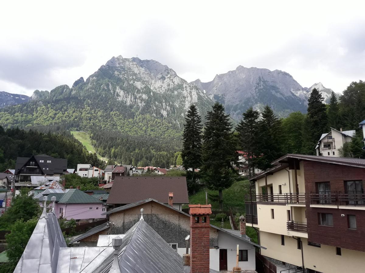 Hotel Iri Buşteni 外观 照片