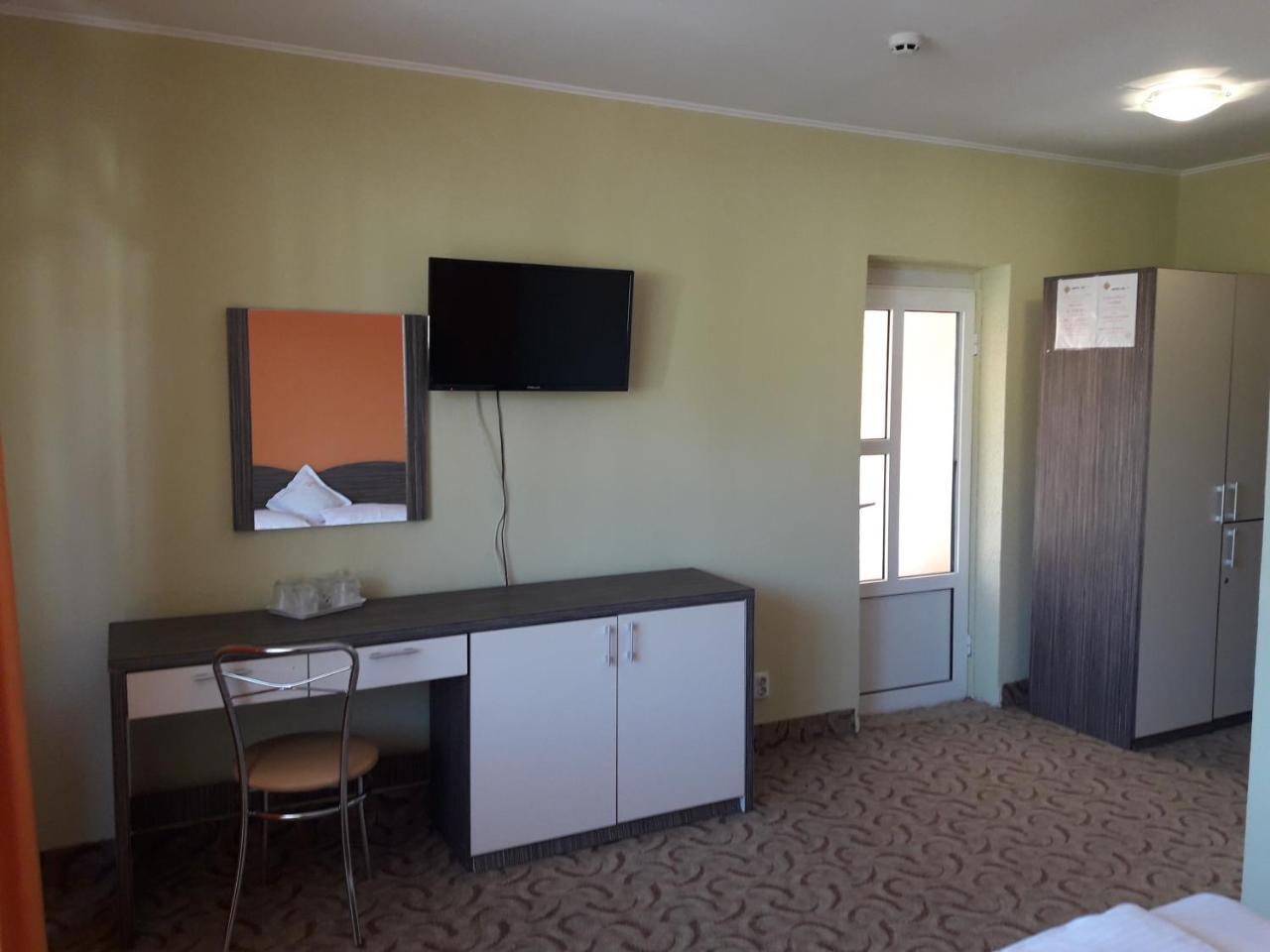 Hotel Iri Buşteni 外观 照片